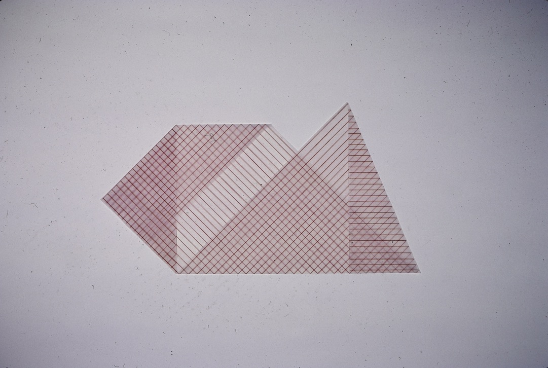 Pyramid Piece, red