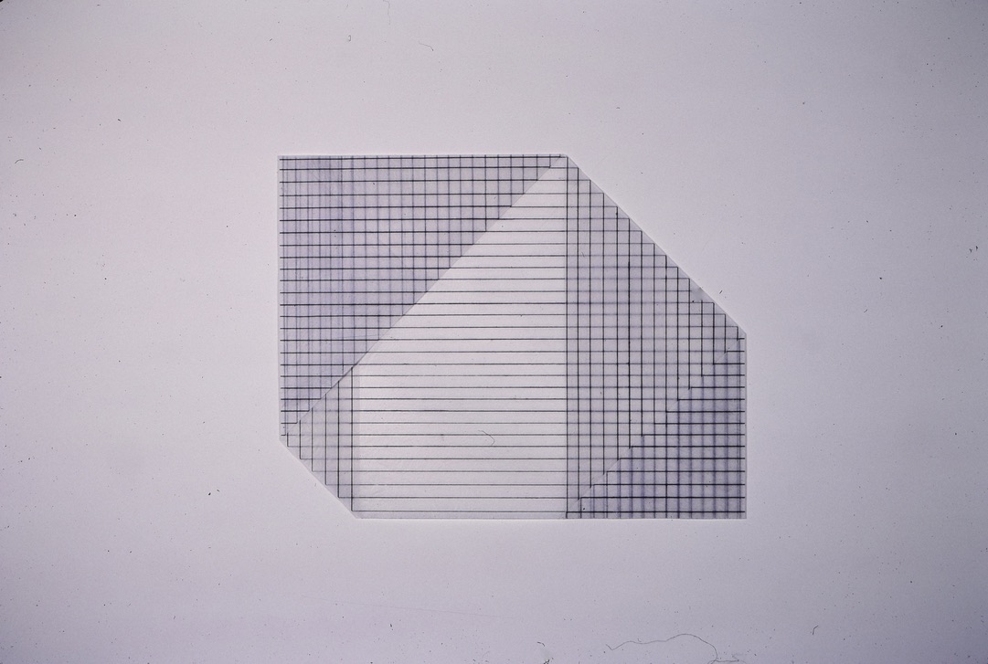 Standstill, gray